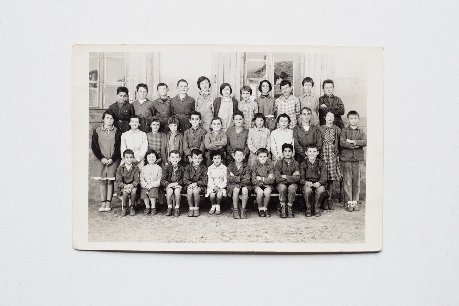 Photographie de classe d'Echassières, datant de l'année 1961-1962.